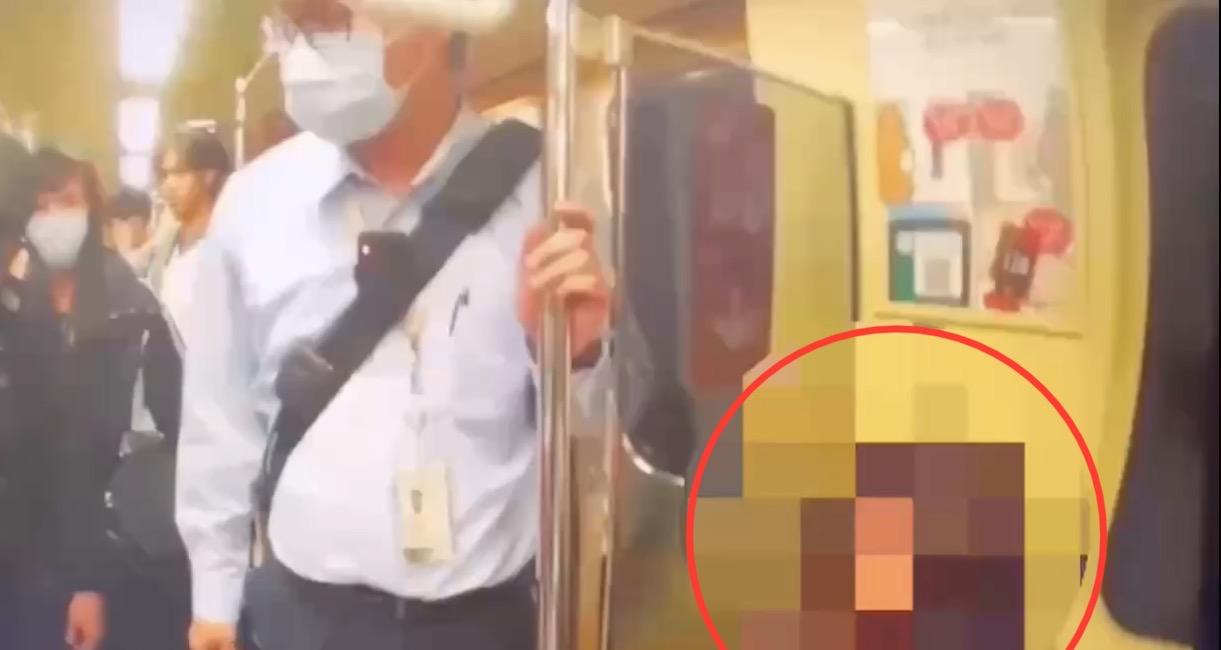 影/北捷車廂內女子情緒失控咆哮　保全控制捷警趕赴現場