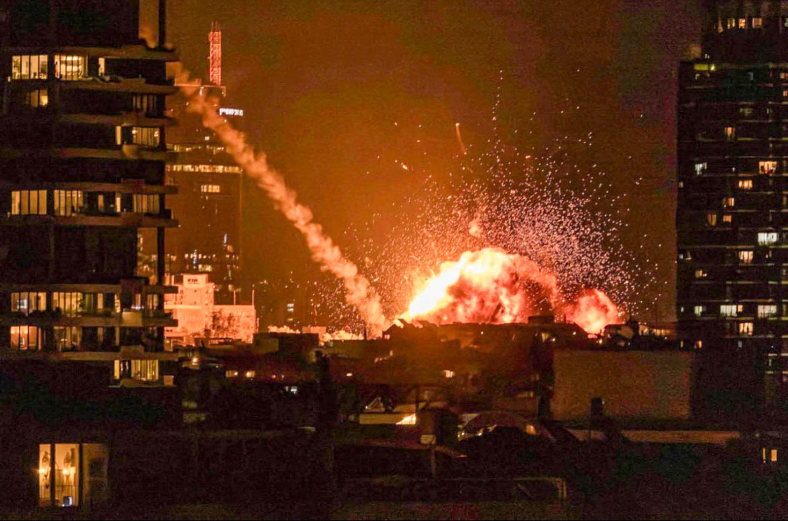 美以聯合轟炸伊朗！最高領袖哈米尼身亡　川普「11字」親揭開戰目的