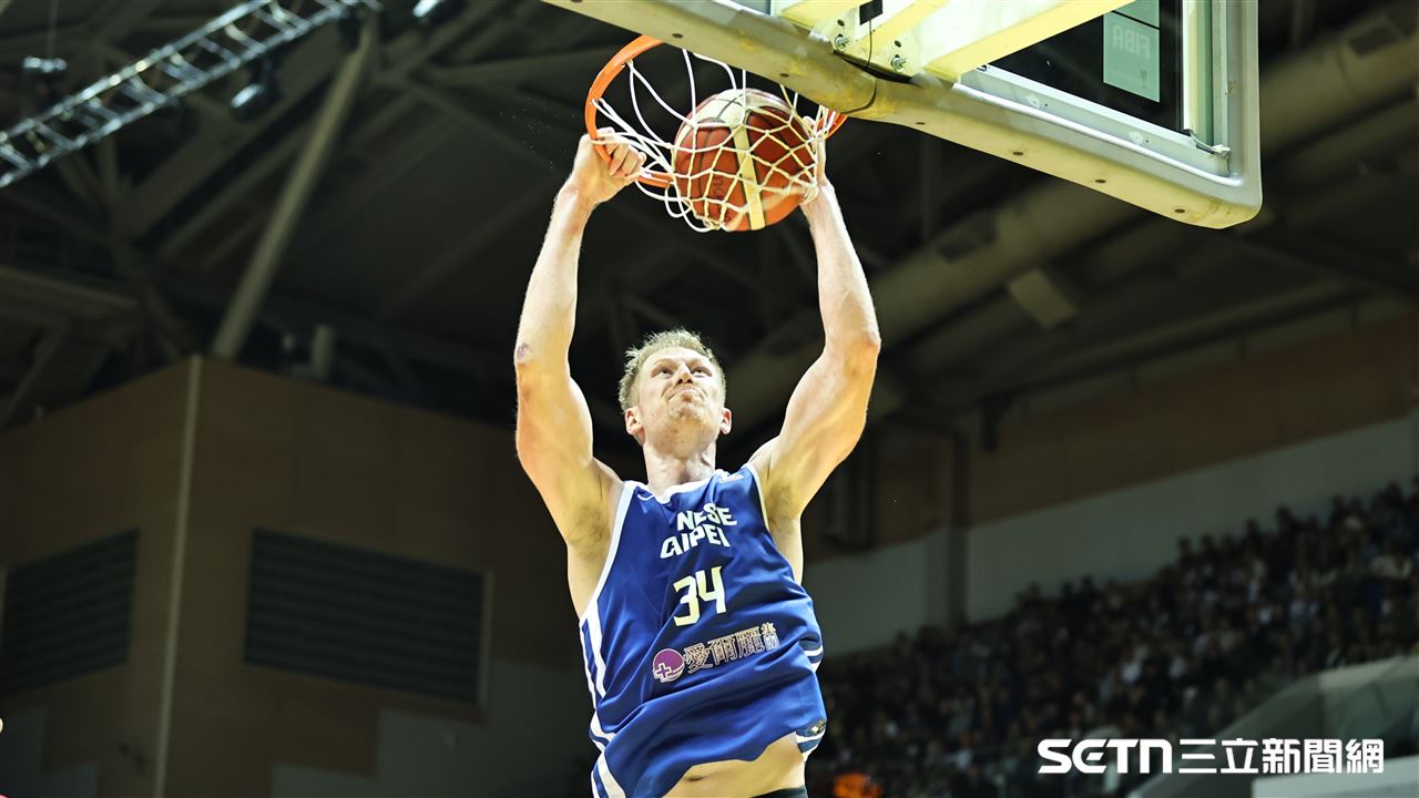 世界盃資格賽／高柏鎧扛首節　69、陳盈駿也跳出！台灣隊上半場領先中國