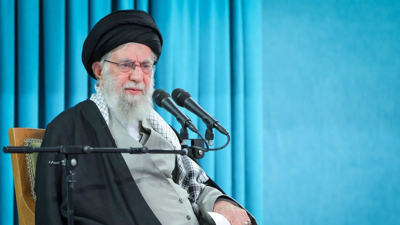 最高領袖哈米尼爆已喪生！《CNN》曝：伊朗街頭傳「熱烈歡呼、慶祝」