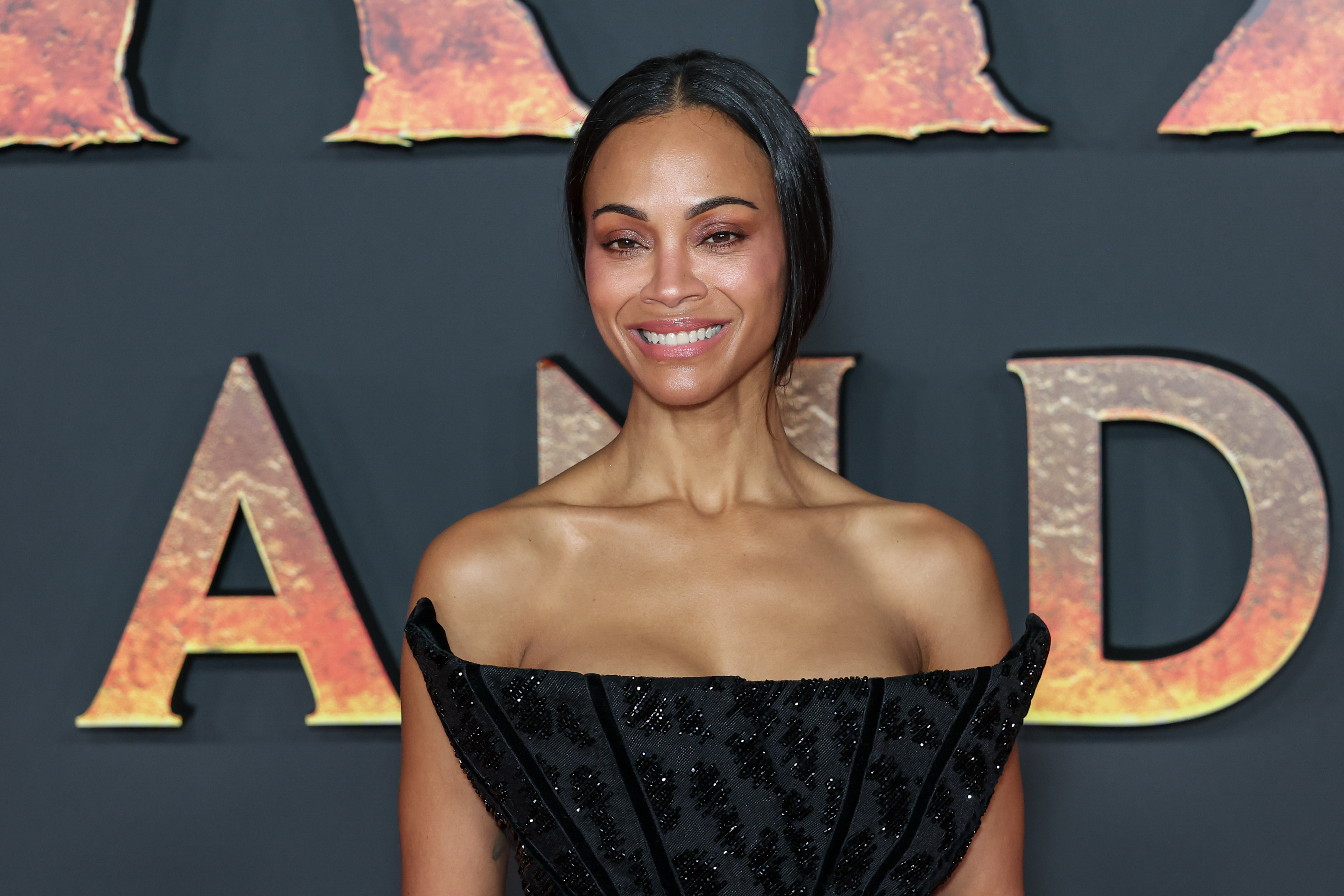 登頂影史票房最高演員！柔伊莎達娜靠《阿凡達3》超越史嘉蕾喬韓森