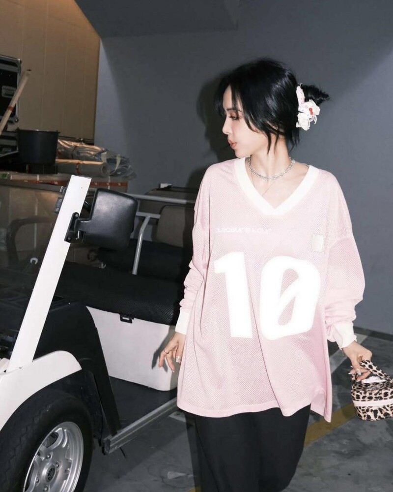 蔡依林演唱會後台花絮釋出！Mommy穿搭細節是Bvlgari這幾款