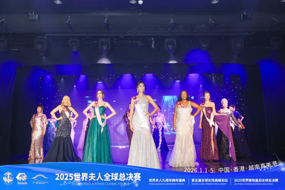 打破選美傳統！「世界氣質導師」巫鳳儀獲世界夫人雙料大獎