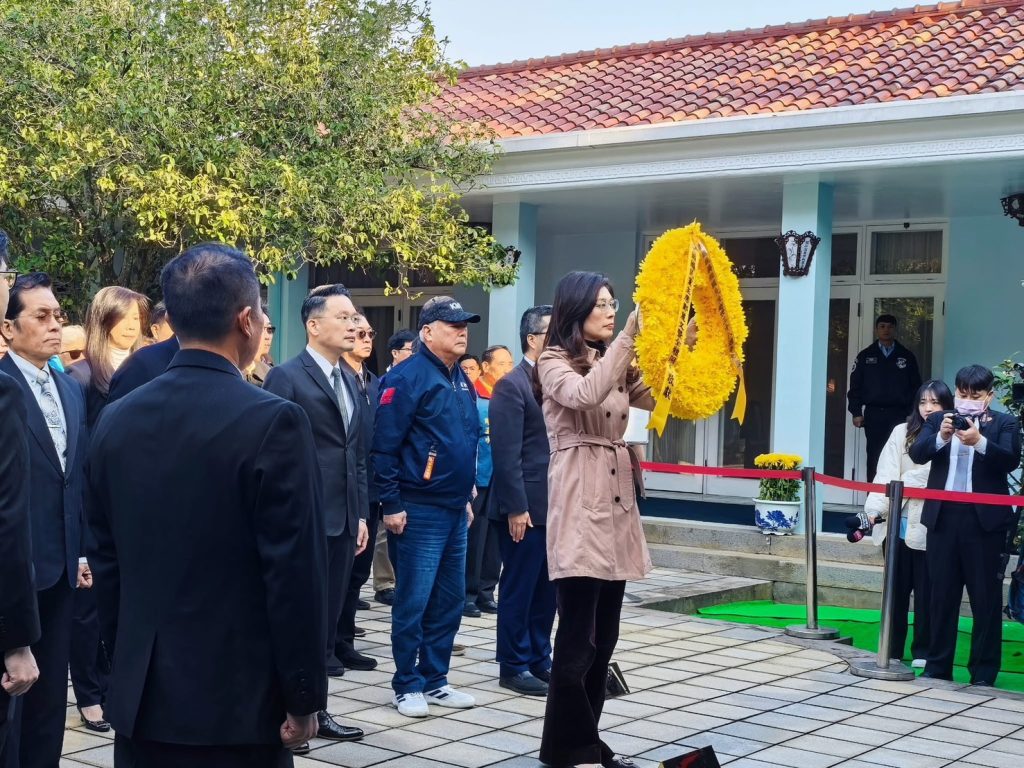 蔣經國逝世38週年 鄭麗文:為台海和平開窗、搭橋