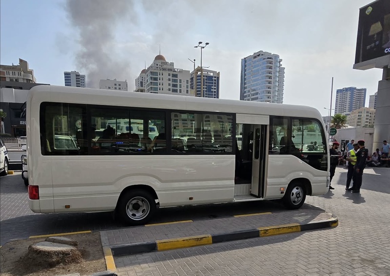 巴林政府派巴士接人去避難 (圖)