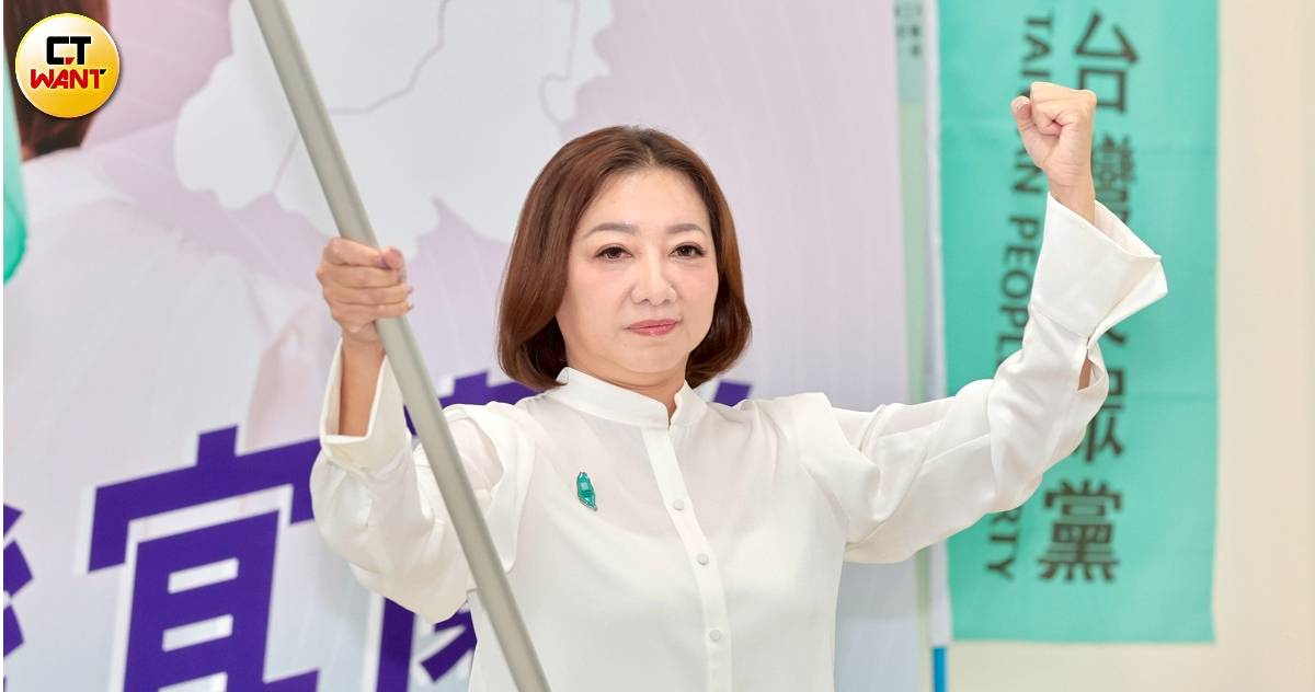吳宗憲披藍袍戰宜蘭縣長　陳琬惠談整合：有信心成最強人選