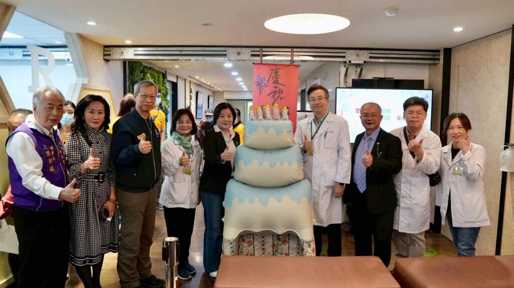 影／彰化秀傳慶祝醫檢師暨藥師節　檢脂控脂情境劇寓教於樂