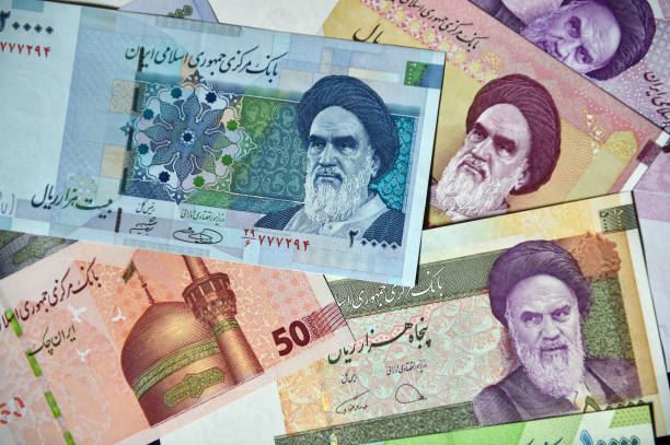 中東火藥桶引爆！美以開戰伊朗：全球能源命脈告急　油價恐飆破100美元