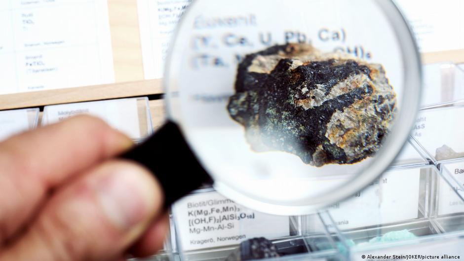 德語媒體：中美夾縫中的德國稀土難題