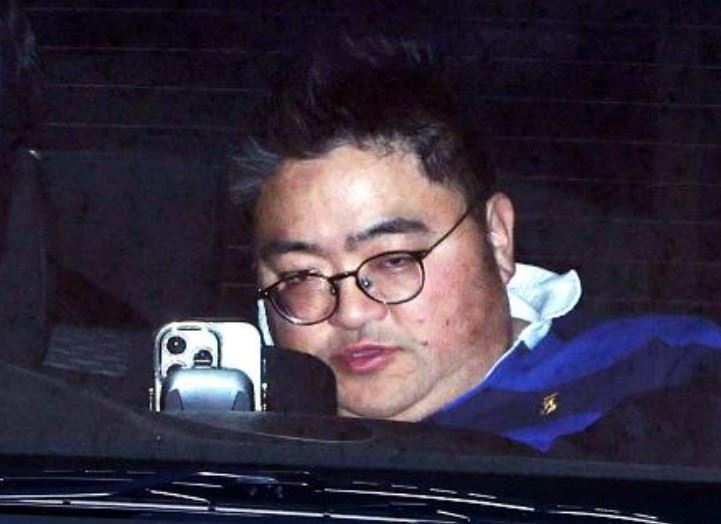 日本NHK爆醜聞！體育導播持兇器當街...